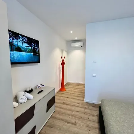 109 Guest house *